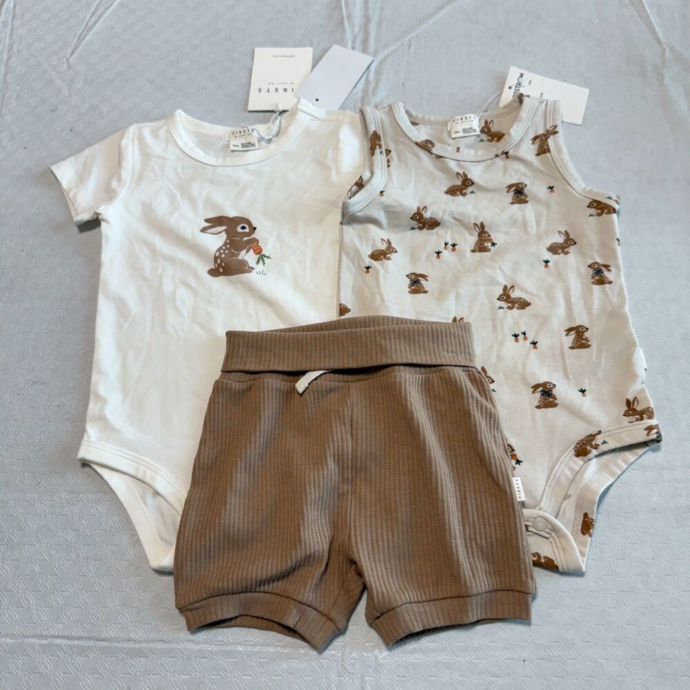 Firsts by Petit Lem 3pc Bunny Bodysuit & Ribbed Shorts Set 12M NWT